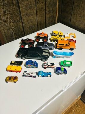 Assorted Kids Hot Wheels / Matchbox cars and trucks